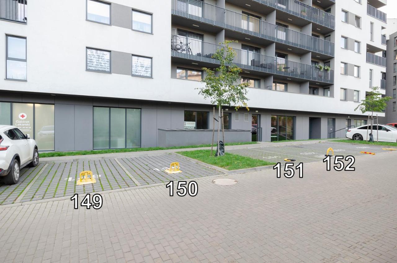 Sky Home- Rose Apartament -Manufaktura, Bezplatny Parking, Klima, Dostep Na Kod วูดช์ ภายนอก รูปภาพ